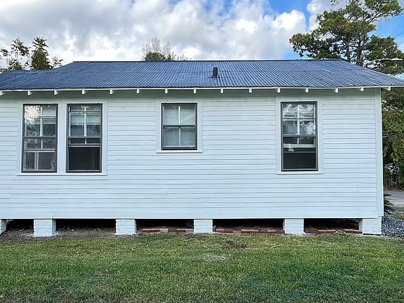 Side view 
Clear view