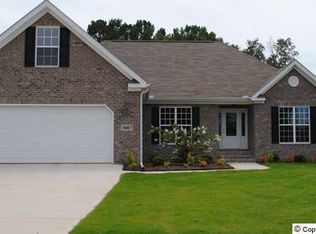 3807 Kedleston Cv, Decatur, AL 35603