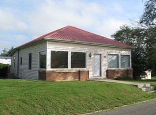 1210 Sugar Fork Rd, Dandridge, TN 37725