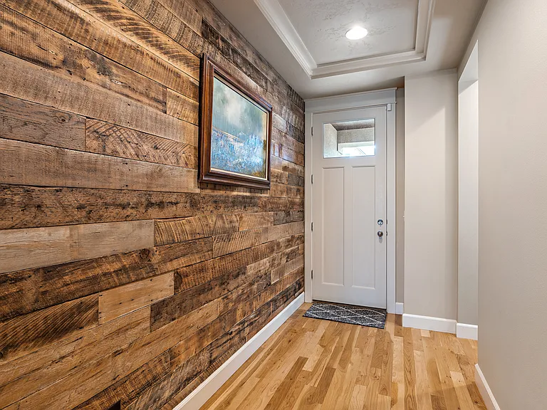 2733 E Decameron Ln — Photo 3