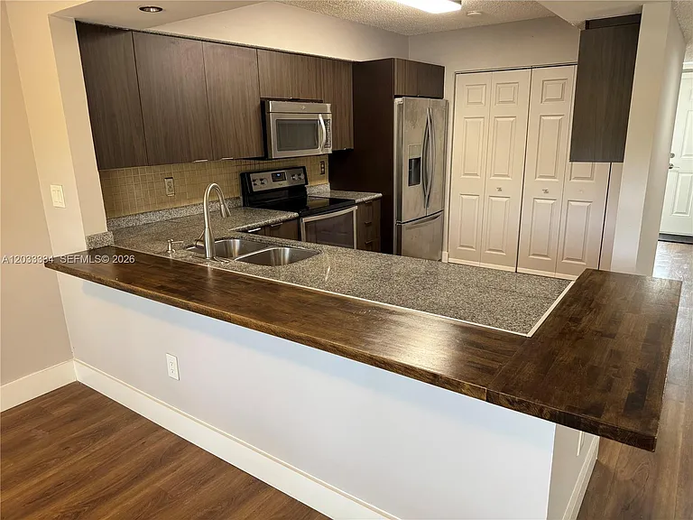 11749 Terra Bella Blvd — Photo 6