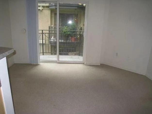 425 Vine St #611 — Photo 7