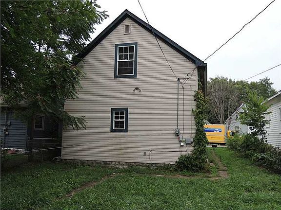 2nd image of 1056 N Holmes Ave
