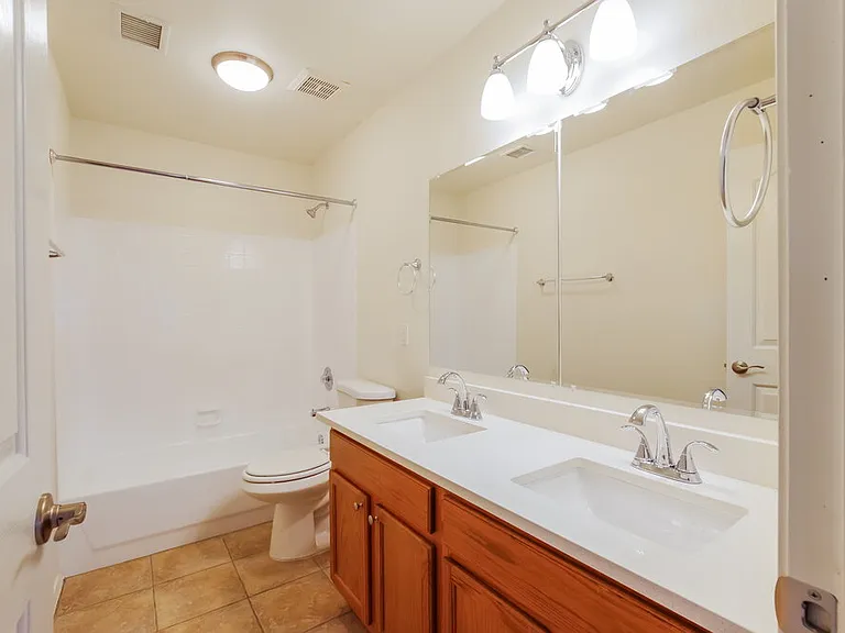 6115 W Park View Ln — Photo 15