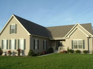 30422 Pearl Dr, Milton, DE 19968