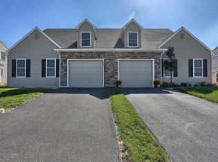 583 Farmview Ln, Mount Joy, PA 17552