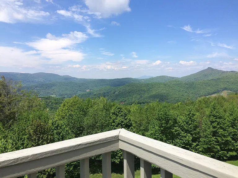 395 Skyleaf Dr #C-20 — Photo 1