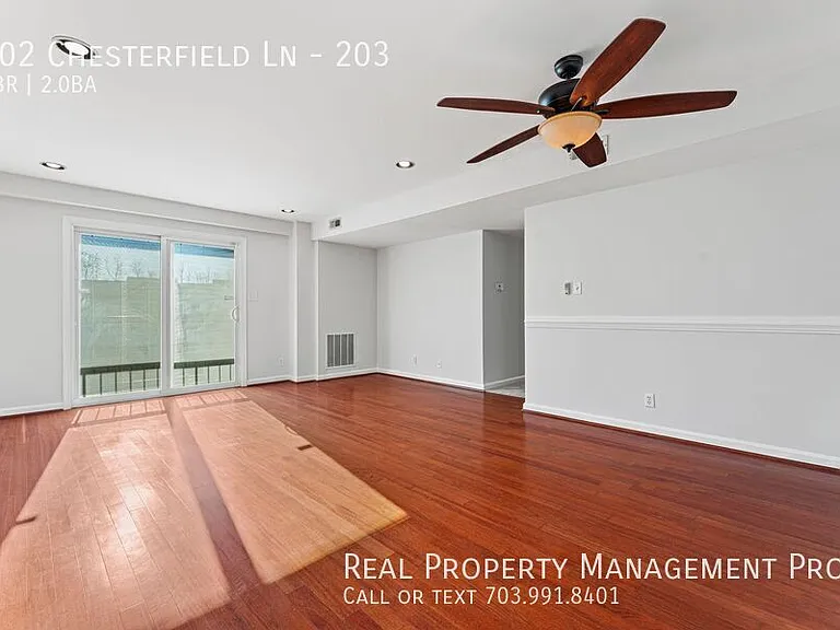 202 Chesterfield Ln #203 — Photo 5
