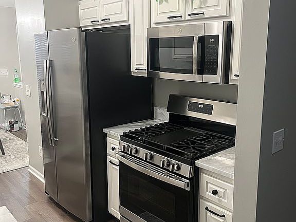 4th image of 11505 Michael Dr