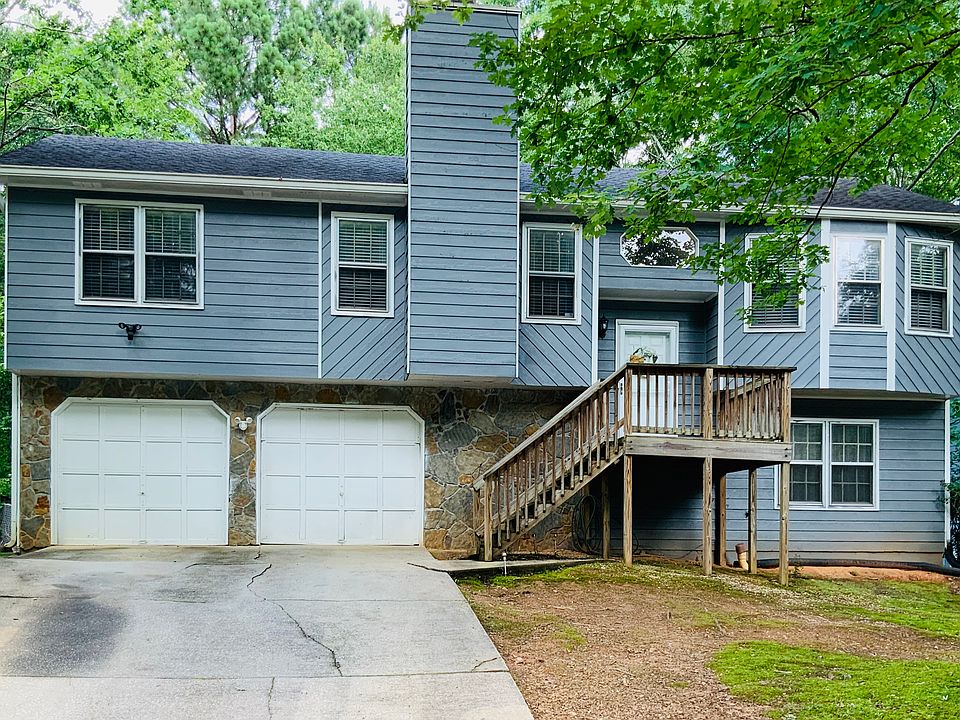 1st image of 2459 Windridge Dr NE