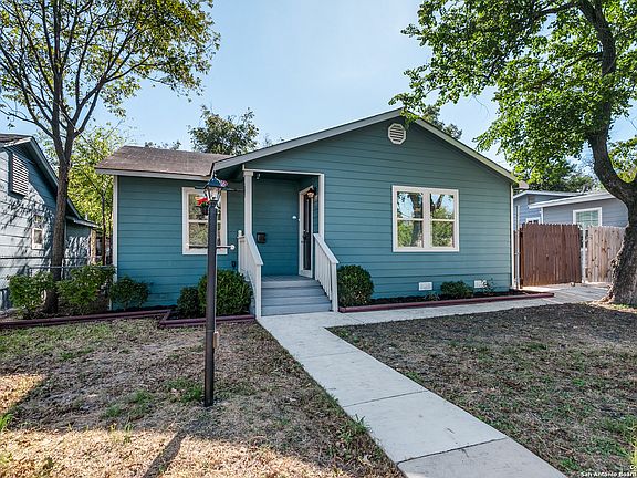 2nd image of 2836 E HOUSTON ST