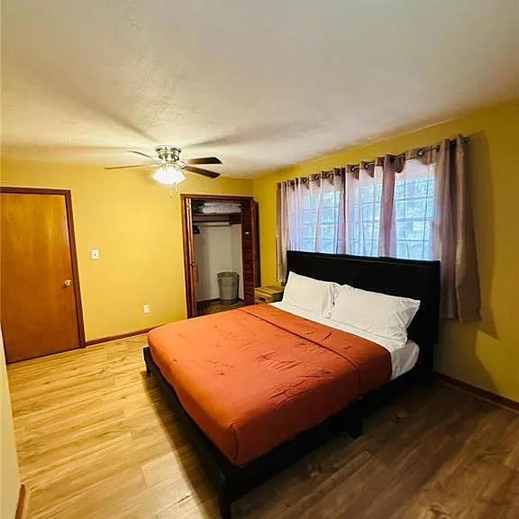 6441 Dunmoor Dr — Photo 13