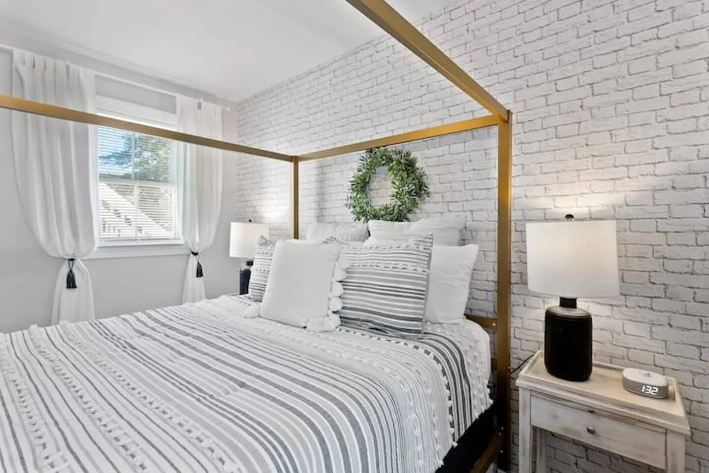 1 bed, $2,100 — Photo 3
