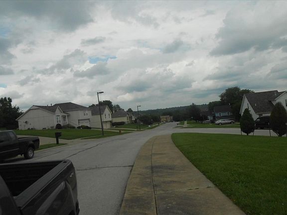 3rd image of 1916 Norton Ave