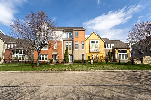 2298 City View Dr Photo 1