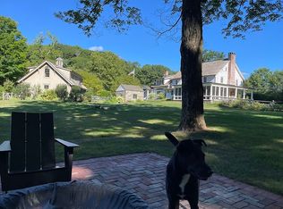 25 Pound Ridge Rd, Bedford, NY 10506