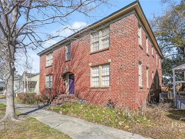 910 E 35th Street, Savannah, GA 31401