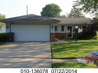 5220 Carbondale Dr, Columbus, OH 43232