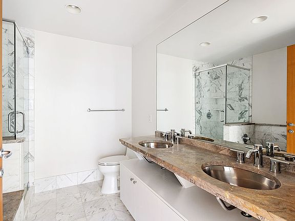 3rd image of 440 Kent Ave APT 4D