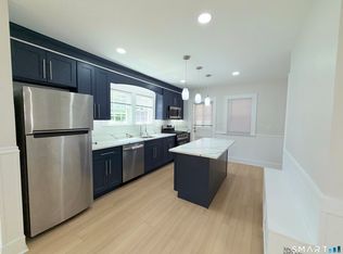 332 Robbins St, Waterbury, CT 06708