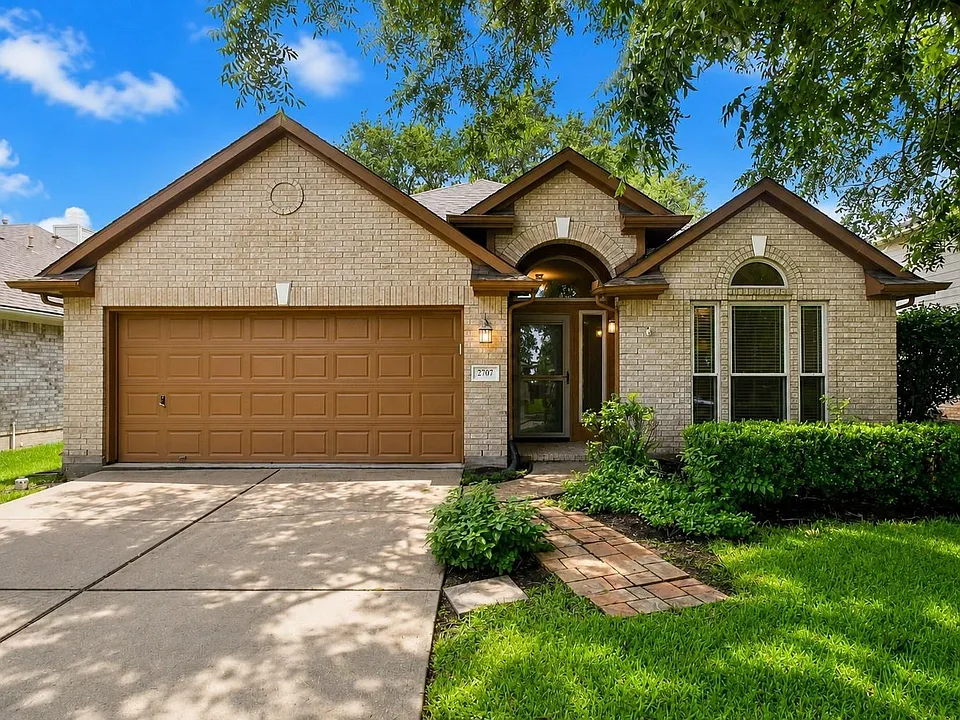 2707 Millers Falls Ct
