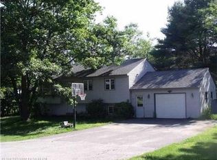96 Back Rd, Fairfield, ME 04937