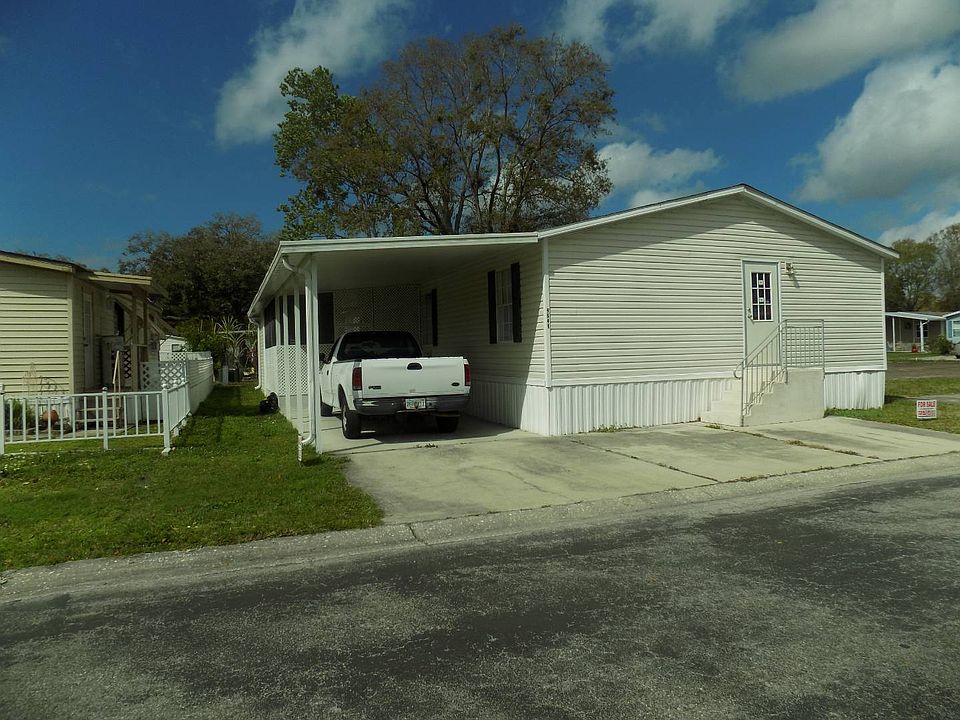 1st image of 9644 Clubhouse Ln