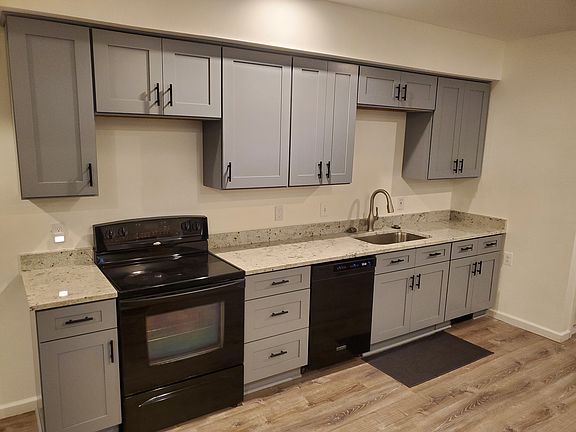 3rd image of 9900 Yachthaven Dr