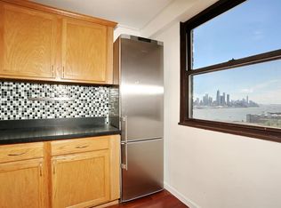 6515 Blvd East APT 7G, West New York, NJ 07093