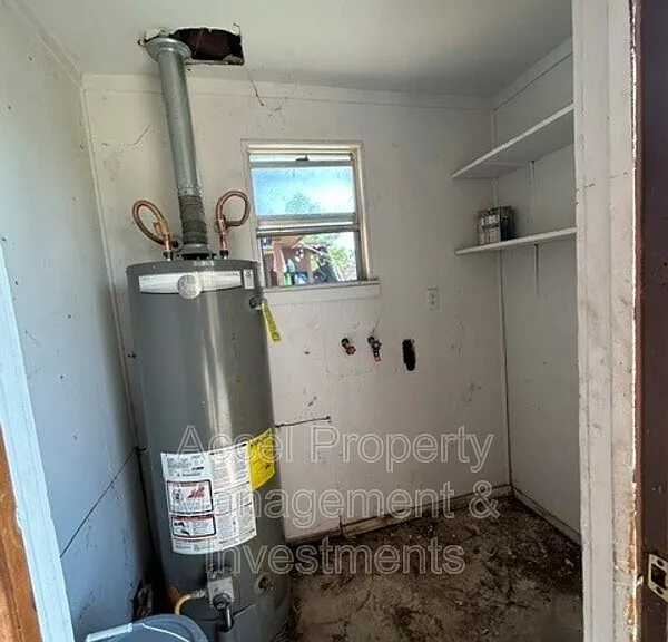 2409 Gumwood Ave #1 — Photo 13