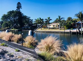 5026 Sandy Cove Ave, Sarasota, FL 34242