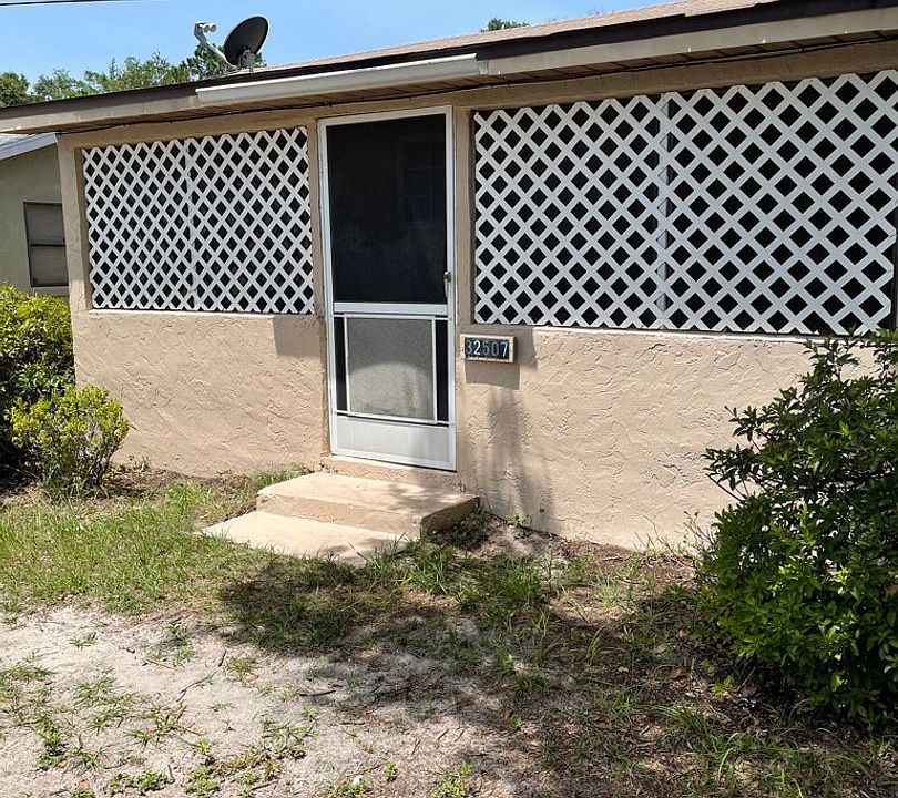 1st image of 32507 County Road 473