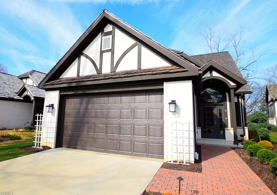 1st image of 8 Wren Ct