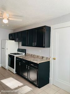 6330 28th Ave, Kenosha, WI, 53143