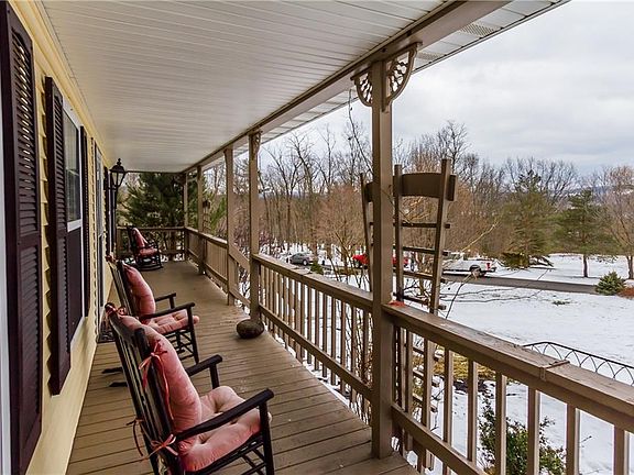 5th image of 8349 Grandview Dr