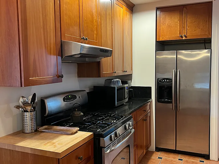 6087 Cashio St #1 — Photo 14