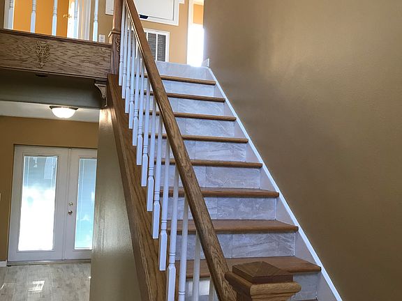 3rd image of 6052 Kaley Dr