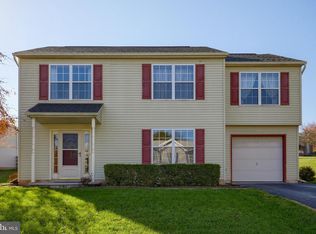 700 Riverview Dr, Etters, PA 17319