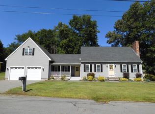 39 Sycamore Rd, Methuen, MA 01844