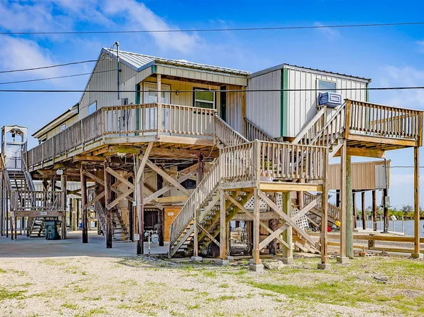 7828 Seaside Dr, Chauvin, LA 70344