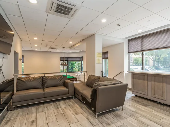 45 River Dr South image 49 of 49