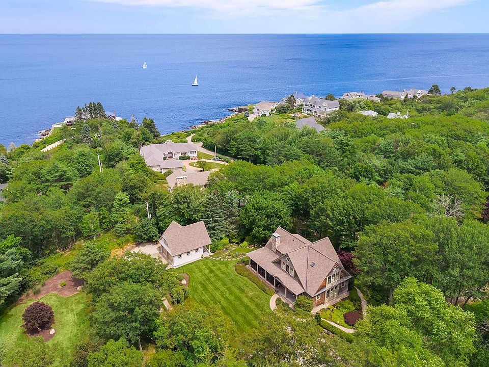 1st image of 6 Pebble Cove