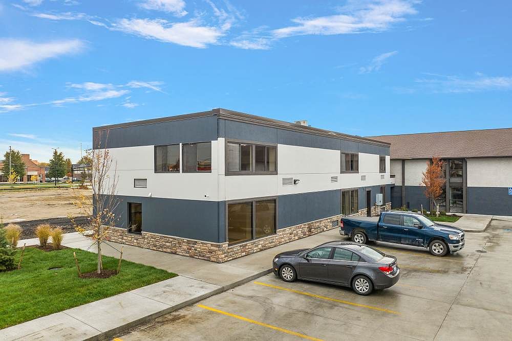34911 Van Dyke Ave, photo 24