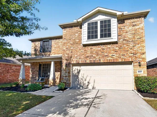 8207 Running Brook Ln, Rosenberg, TX 77469
