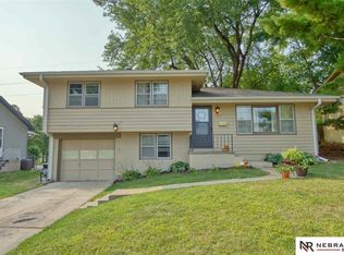 6703 Ogden St, Omaha, NE 68104