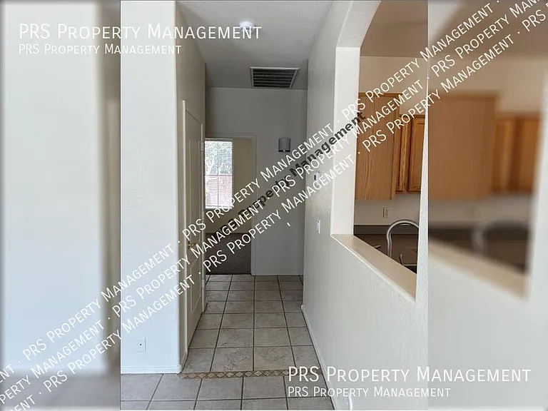 3317 E Park Ave — Photo 7