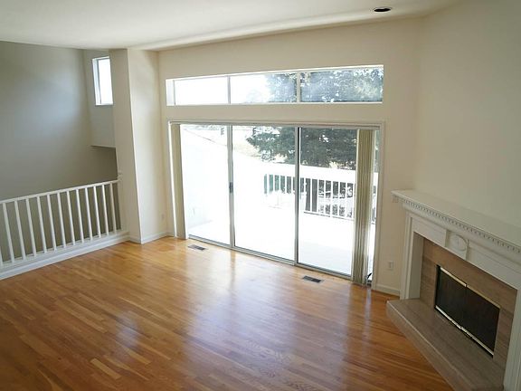 5th image of 20 Livingston Terrace Dr