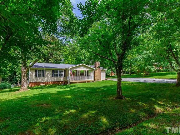 2nd image of 523 Greentree Dr