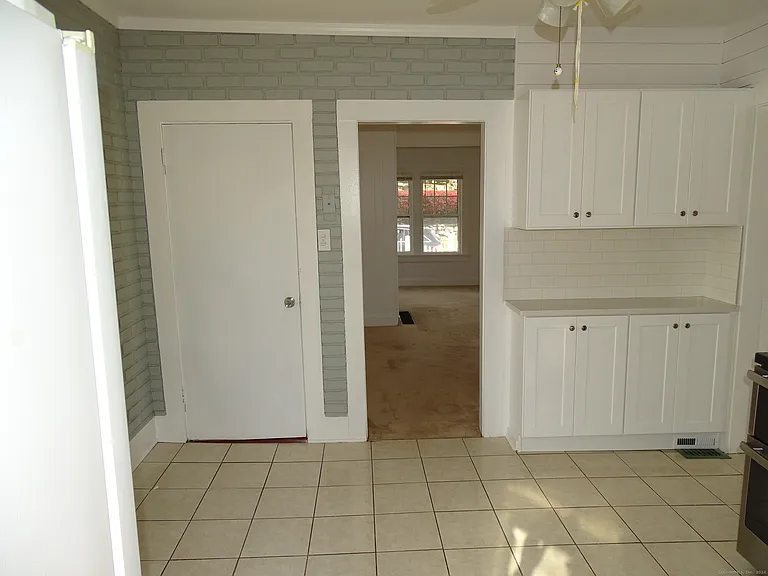 45 Olive St — Photo 13