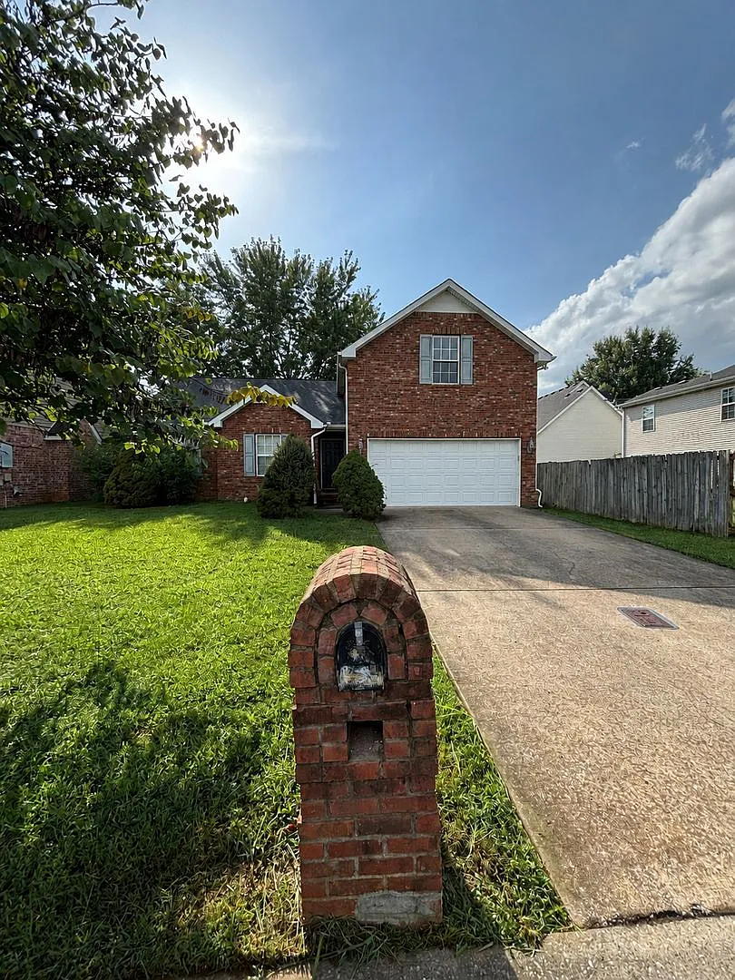 2539 Claymore Run — Photo 1